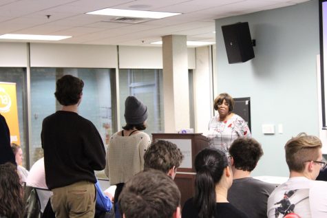 Powell fails to address student concerns about Meal Plan Proposal at RHA Town Hall
